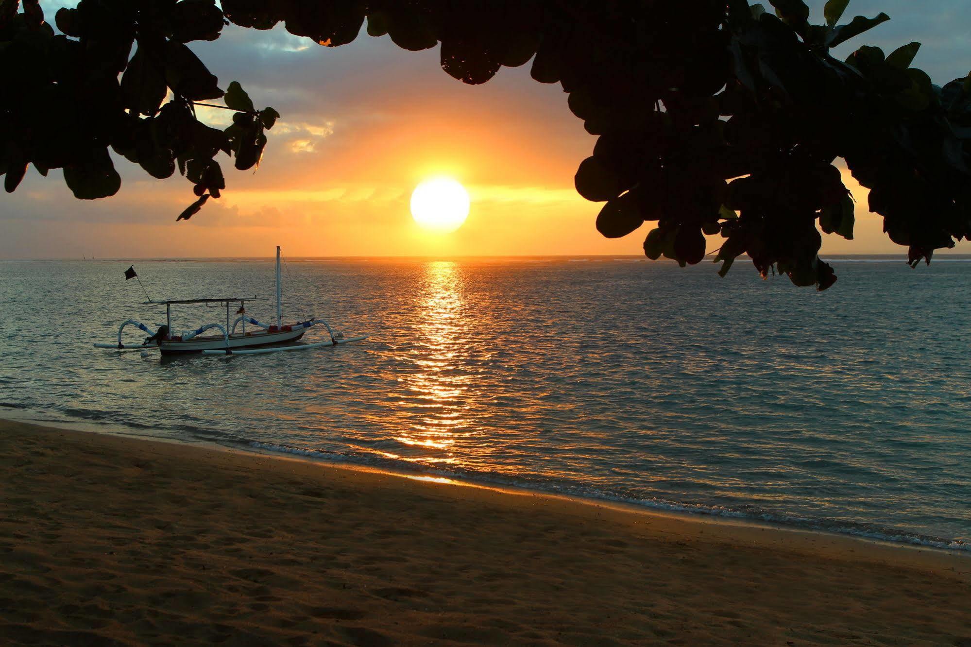 Nesa Sanur Bali Hotel Bagian luar foto